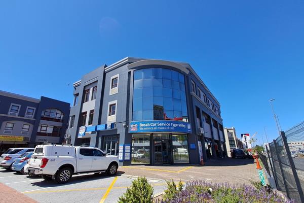 OFFICE TO LET – TYGER VALLEY
340m&#178;
Situated on Durban Road, this top floor newly ...