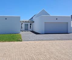 House for sale in Lampiesbaai