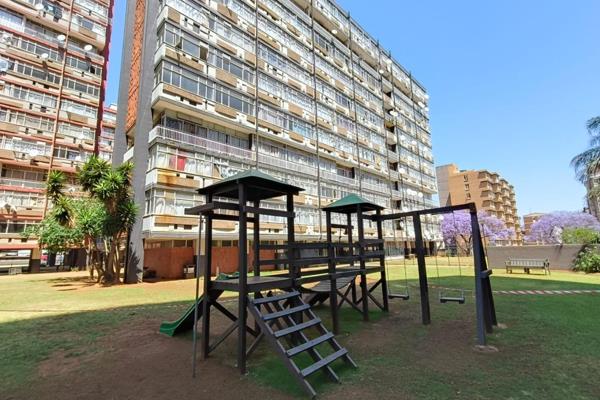 This spacious 1-bedroom in the highly sought-after Spruitsig Park, located in Sunnyside ...