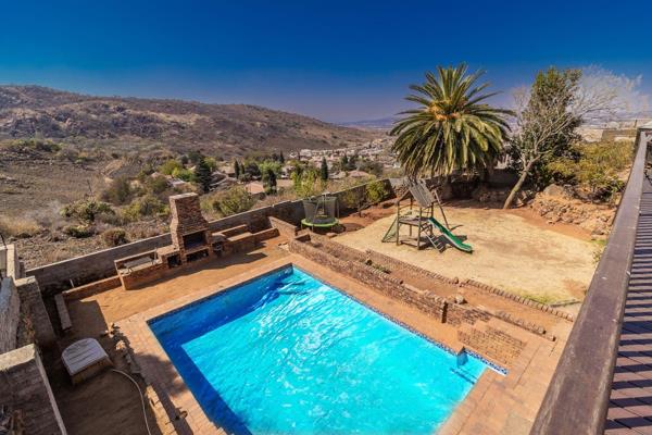 Property for Sale: 11 Samoas Place, Naturena

Nestled in the serene cul-de-sac of Naturena, 11 Samoas Place offers a unique opportunity ...