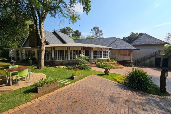 ELEGANT 10-ROOM GOLF COURSE VIEW GUESTHOUSE IN EDENVALE

Unwind in the peaceful ...