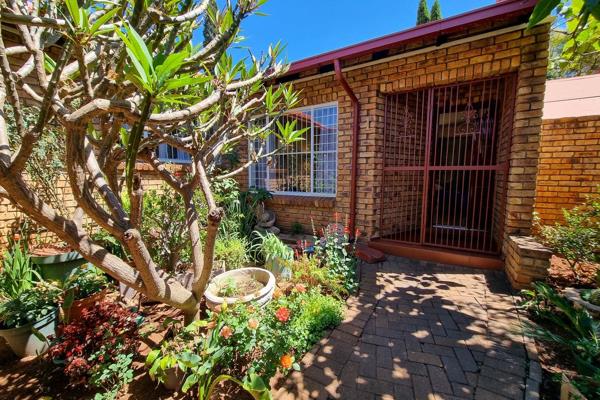 Charming Clubview Retreat!

Nestled in the heart of sought-after Clubview, Centurion ...