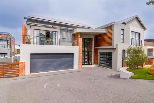 The ideal modern family home located in the heart of The Hills Estate 

Entering the home you are welcomed with ample natural light ...