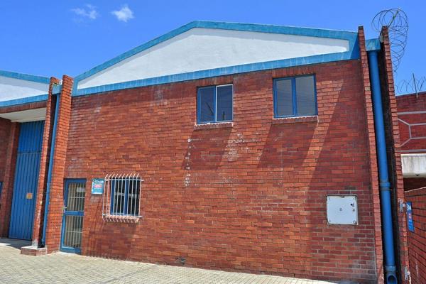 Explore this versatile office or storage unit available in the bustling Montague Gardens!
Offering a total of 95m2, this space is ready ...