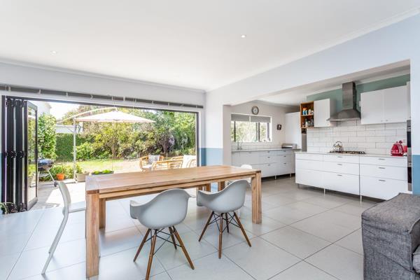 Nestled in the heart of Parkhurst, this beautifully positioned home exudes traditional charm and modern sophistication. With four ...