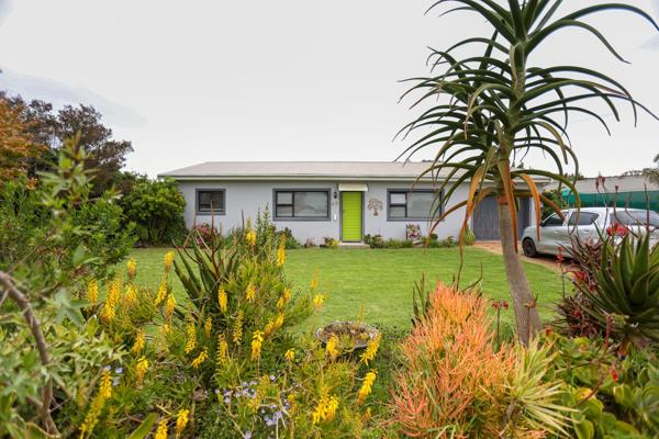 Charming Family Home in Bredasdorp

Welcome to your dream home! This spacious ...