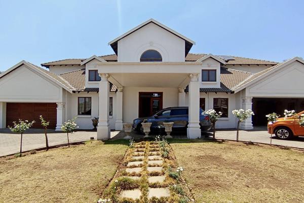 Introducing to you this dream home.

Property Key Features
Rooms
4 Bedrooms
4 Bathrooms of which 4 are En Suite
4 Living ...