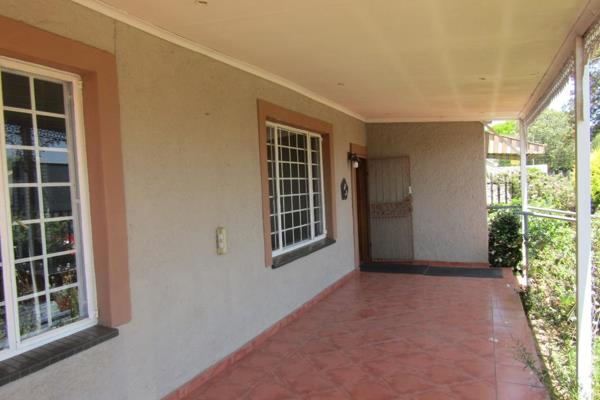 Offices For Sale in Benoni West
Zoned Commercial
This sturdy Neat and Clean Building ...