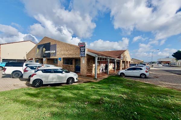 Prime Commercial Property in Jeffreys Bay CBD
Located in the heart of Jeffreys Bay&#39;s ...