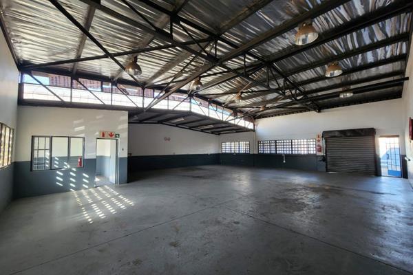 This impressive 215 sqm mini warehouse on Maggs Street offers an ideal space for various ...