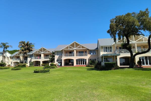 A lovely apartment on the 1st floor within Caribbean Beach Club, situated on the northern shores of Hartbeespoort dam in Kosmos.
This ...