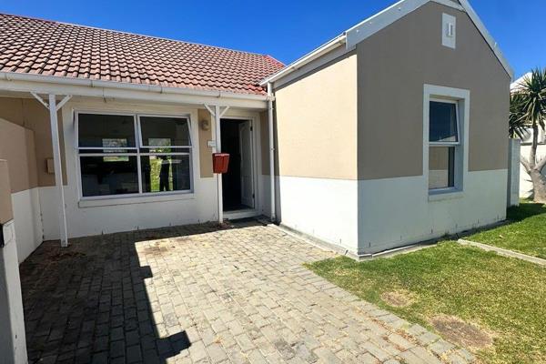 This beautiful, unfurnished house is situated in a prime location. It is walking distance to the shops and in a safe complex. 

This ...