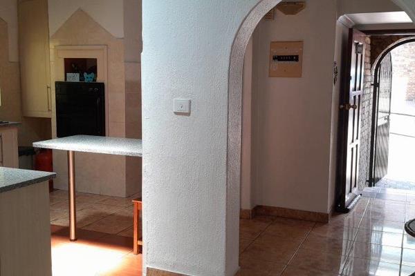 This great corner stand ground floor apartment offers 2 spacious bedrooms, a study room ...