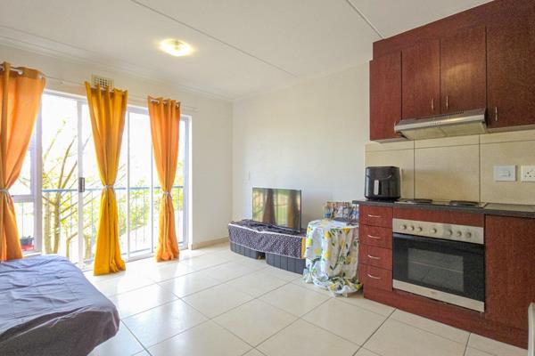 Avail immediately:This first floor apartment in available for rent in a quiet secure complex within Buh-rein Estate and is pet friendly ...