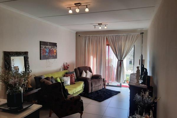 1 Bed, 1 Full Bath, with separate bath and shower, ground floor apartment for sale in ...