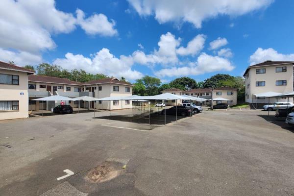 EXCLUSIVE MANDATE
Situated in a quiet and secure complex close to schools and shops is this lovely unit.

The property has two spacious ...