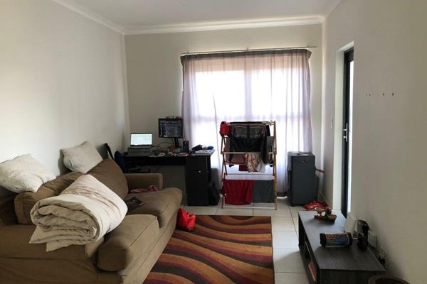 Lifestyle Security Estate ;

This 1(One  ) bedroom One (1) bathroom.

The spacious living area opens onto a balcony, perfect for ...