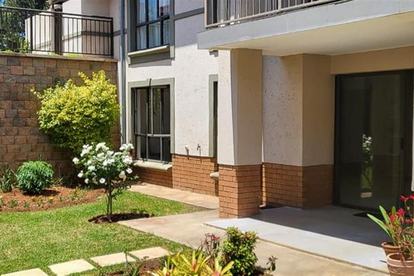 Well-situated in Pretoria East, next to Mooikloof Estate, close to the Pretoria East hospital, shopping mall and all amenities. ...