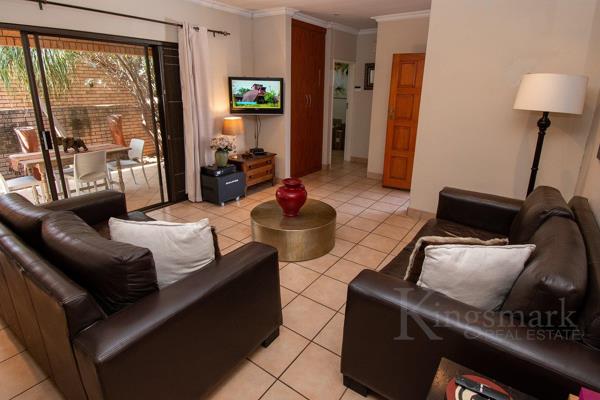 K2526. Two Bedroom, Two Bathroom Simplex with Double Automated Garage to rent in Willow Park Manor available 1 December 2024.

This property has a Main bedroom with En Suit bathroom that has a shower while the second bathroom ...