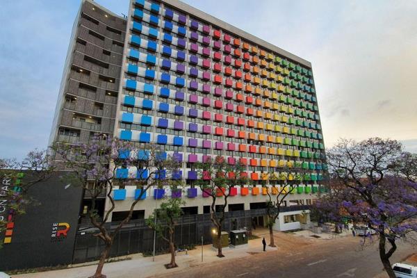 2025 APPLICATIONS NOW OPEN

Our distinct colourful balconies gives Units on Park ...