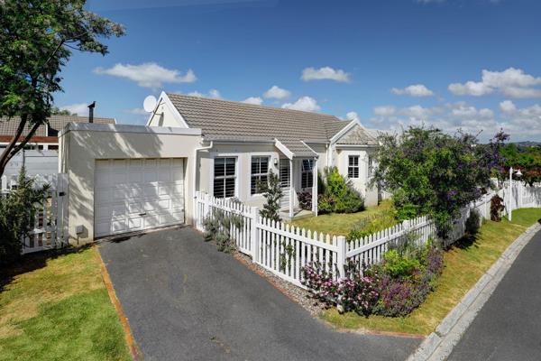 Discover your dream home in the tranquil enclave of Country Places, right on the border of the sought-after Summerwood Estate in ...