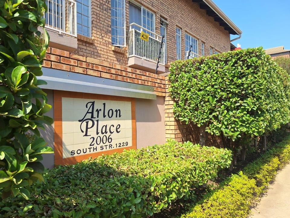 Listing number: P24-115156228, Image number: 1