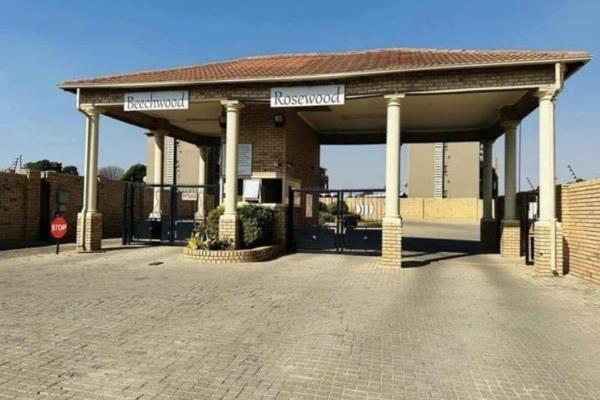 2 Bedroom Apartments For rental in Randfontein The apartment is situated in well kept ...