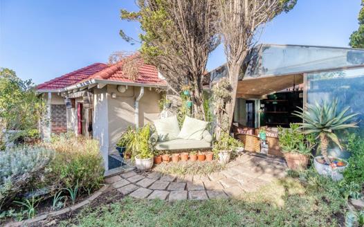 2 Bedroom House for sale in Parkhurst