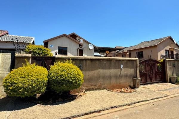 Online Auction Details:
Starting Bid: R 390 000-00
Date: Tuesday, 12 November from ...