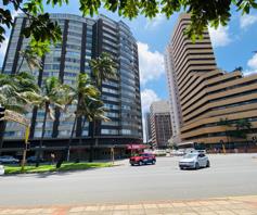 Apartment / Flat for sale in Esplanade