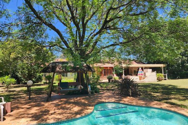 North Champagne Estates is a little area immediately to the west of Chartwell.  This home has been a happy one, but now kids have grown ...