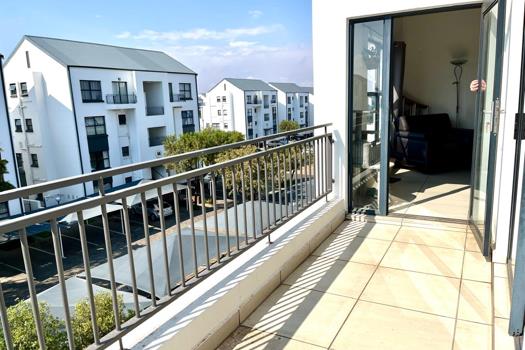 2 Bedroom Apartment / Flat for sale in Greenstone Hill