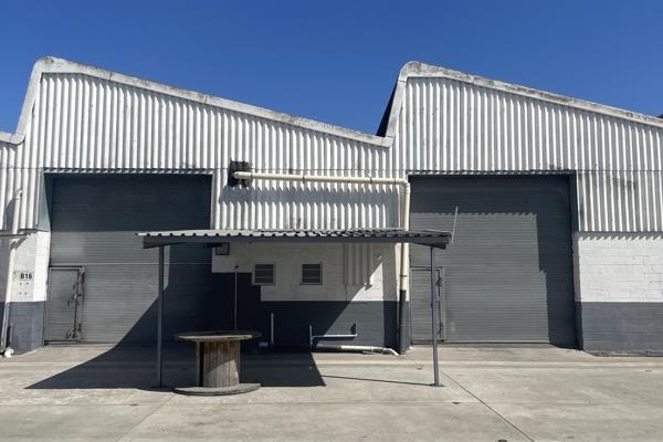 This safe and secure industrial property is available to rent in the popular JT Ross ...