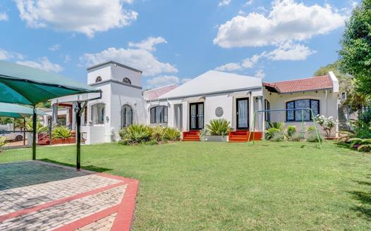 6 Bedroom House for sale in Northcliff