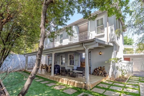 A touch of rarity – a rather special, double storey pied-a-terre that showcases timeless and elegant architecture, beautifully enhanced ...