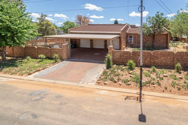 5 Bedroom House For Sale!

 Experience unparalleled living in Jordaan Park - Heidelberg ...