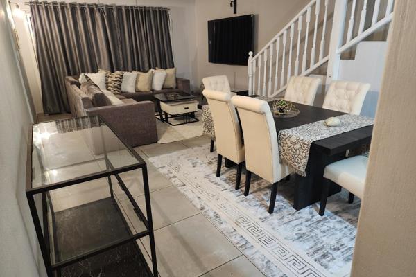 Stay in this peaceful, stylish &amp; luxurious apartment. 2 bedrooms and a loft bedroom ...