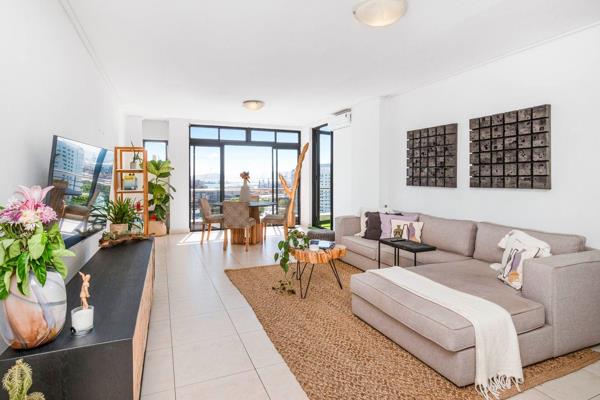 We exclusively present an exceptional Airbnb-friendly property in the vibrant suburb of De Waterkant, with outstanding views of Table ...