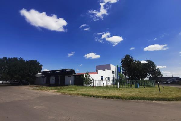 Industrial Distribution Hub for Sale – Prime Opportunity 

Expand your business with this well-positioned industrial facility ...