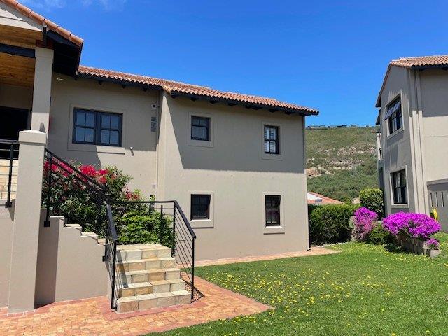Photo of 2 Bedroom Apartment / flat to rent in Seaside Longships