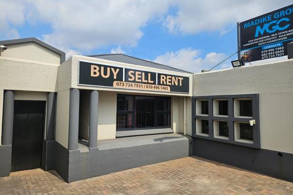 545 m2 Commercial Property for Sale in Boksburg South

This spacious 545 m2 commercial ...