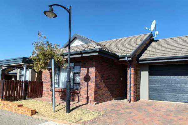 Welcome to Bronberg Retirement Estate, nestled in the serene surroundings of Olympus, Pretoria East. This charming property offers a ...