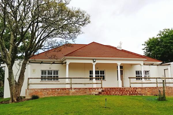 Spacious old farm house is available from December 2024. The homestead faces north-west ...