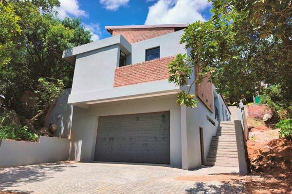 RENTAL AVAILABLE 01 JANUARY 2025:

Nestled within the popular Heuwelsig Estate in Nelspruit, this beautiful home offers quality ...