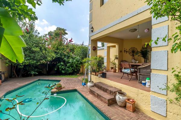 This fabulous property is ready for its new owner. Close to Knights, St Stithians and ...