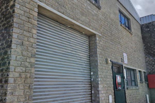 A versatile 213.75m&#178; unit is now available in the industrial area. Perfect for storage, workshop, or light ...