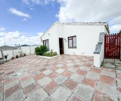 House for sale in Steenberg