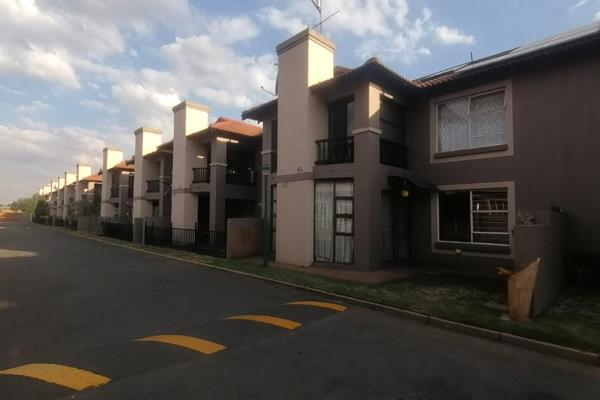 This lovely unit offers the following:

*2 Bedrooms with built-in cupboards
*1 Bathroom
*Lounge
*Fitted kitchen
*1 Carport
*Pre/pd ...