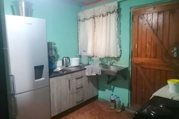 This property offers so much.  This property is a real chameleon, because you can utilise it a a 3 bedroom house with a kitchen, lounge ...