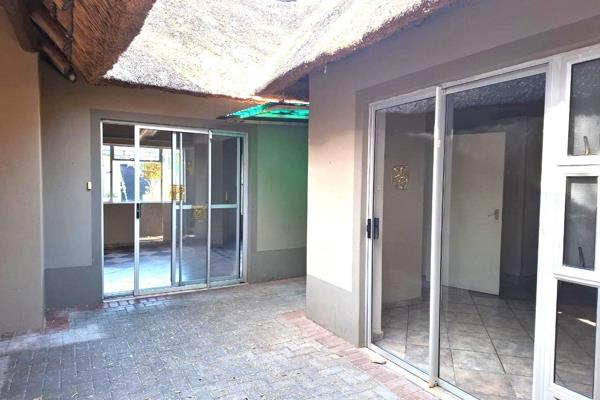 **Charming Thatched-Roof Unit for Sale in Die Oog Retirement Village – Perfect for Relaxed Bushveld Living**
Experience a tranquil ...